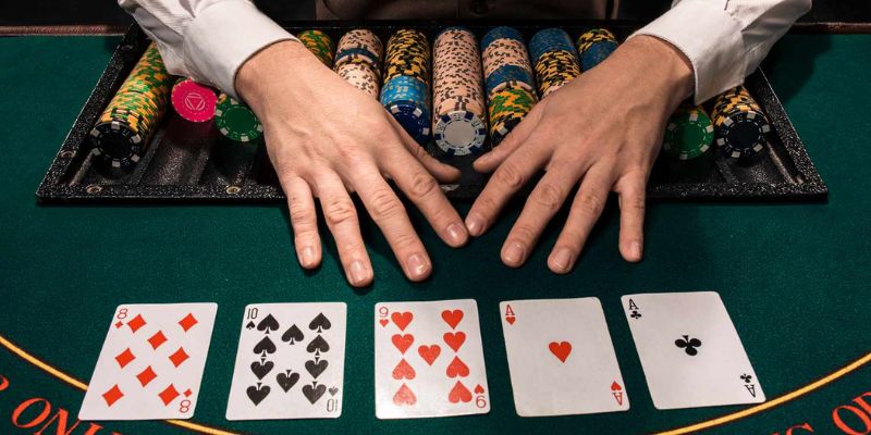 Chi tiết cách chơi Poker theo từng vòng cược mà anh em cần nắm rõ