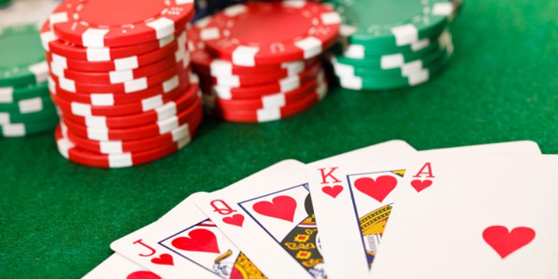 Cách chơi Poker được đánh giá là khá đơn giản và dễ chơi